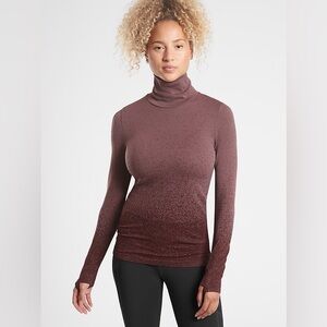Athleta Flurry blizzard gradient turtleneck size XS